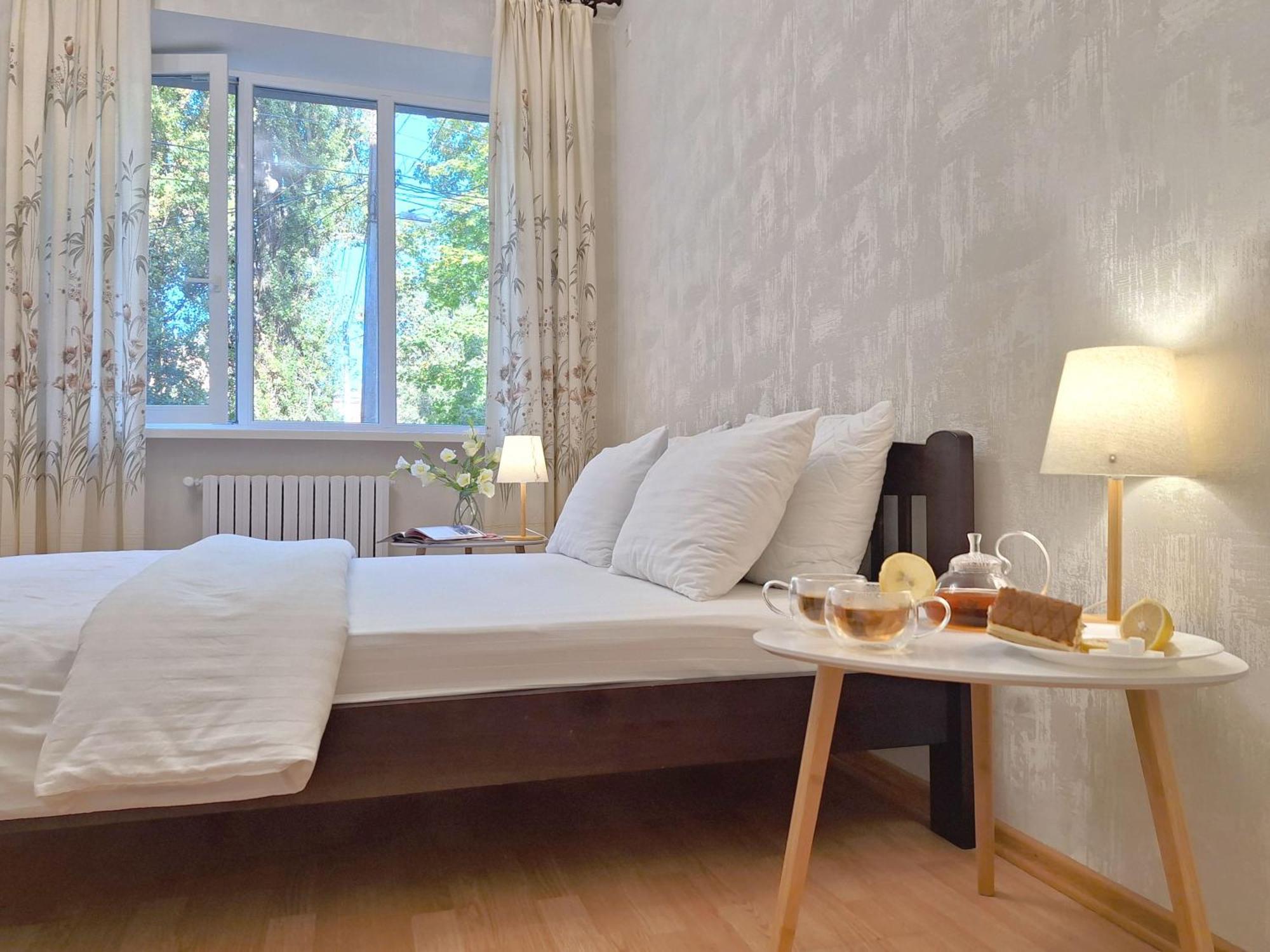 Однокімна Квартира Біля Каштанової Алеї У Центрі Полтави Мережа Alexapartments Документи Для Відряджень Безконтатне Заселення 24-7 Poltava Exterior photo